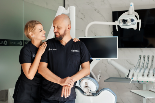 Dr n.med. Małgorzata Majewska-Paradowska oraz lek. stom. Grzegorz Paradowski - dentyści w CSK ALDENT Lublin