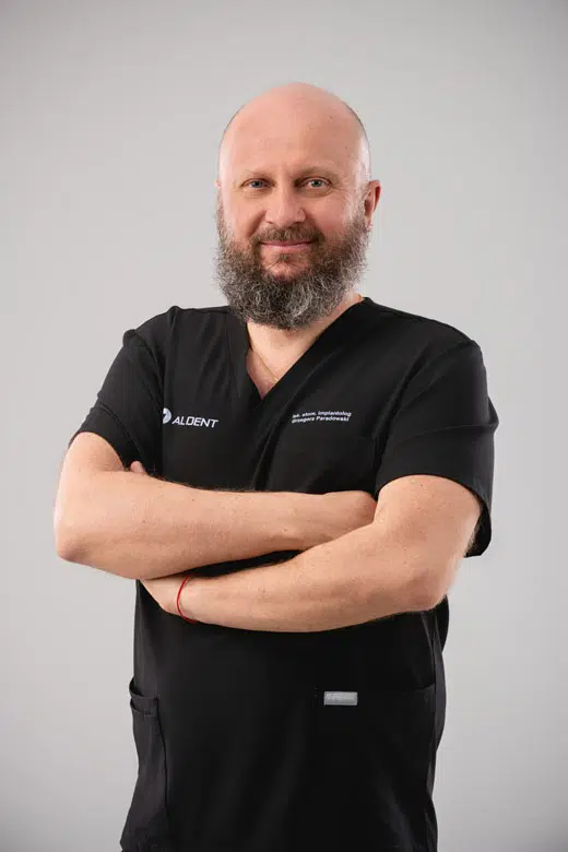 Implantolog Dr Grzegorz Paradowski implanty Lublin